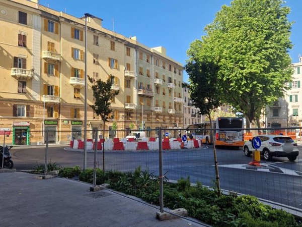 negozio in vendita a Genova in zona Sampierdarena