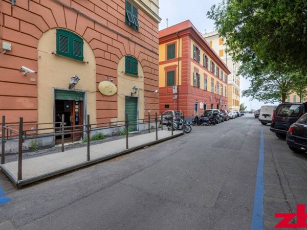 negozio in vendita a Genova in zona Castelletto