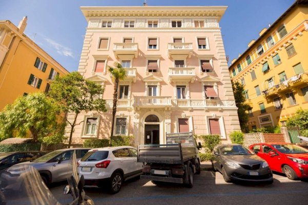 appartamento in vendita a Genova in zona Albaro