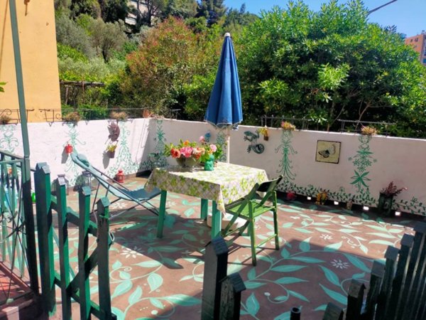 appartamento in vendita a Genova in zona Quezzi