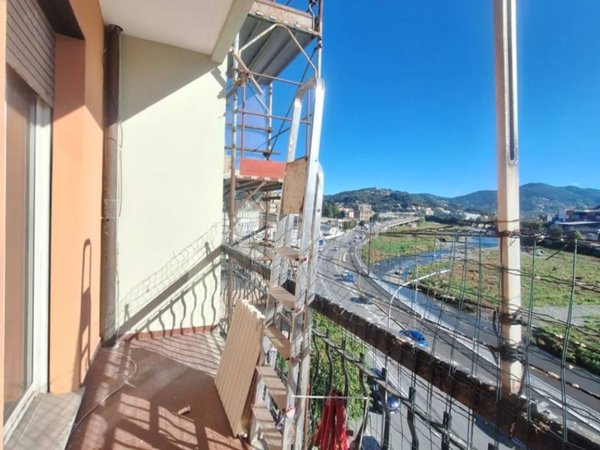 appartamento in vendita a Genova in zona Bolzaneto