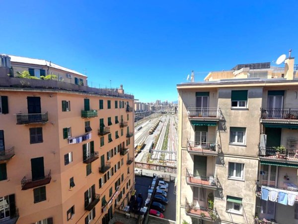 appartamento in vendita a Genova in zona Quezzi