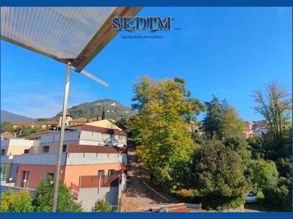 appartamento in vendita a Genova in zona Struppa