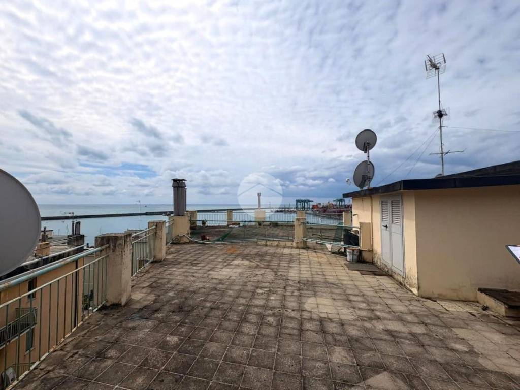 appartamento in vendita a Genova in zona Pegli