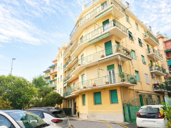 appartamento in vendita a Genova in zona Pegli