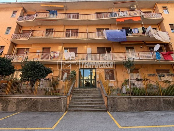 appartamento in vendita a Genova in zona Sestri Ponente