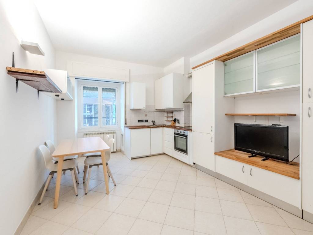 appartamento in vendita a Genova in zona Lagaccio / Granarolo