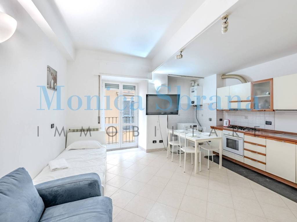 appartamento in vendita a Genova in zona Lagaccio / Granarolo