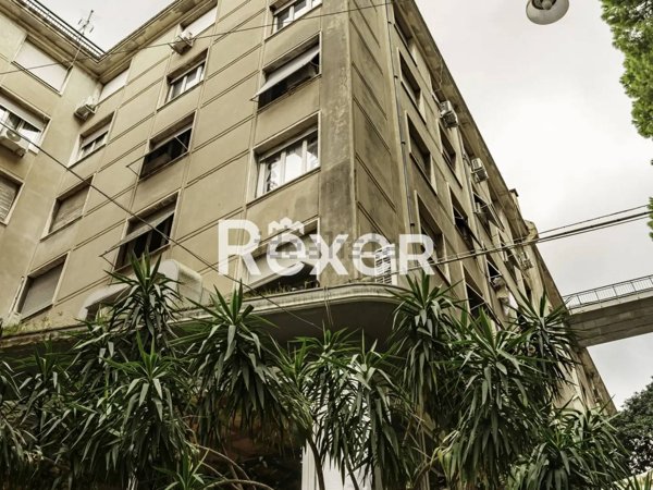 appartamento in vendita a Genova in zona Portoria / Piccapietra