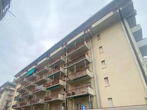 appartamento in vendita a Genova in zona Sestri Ponente