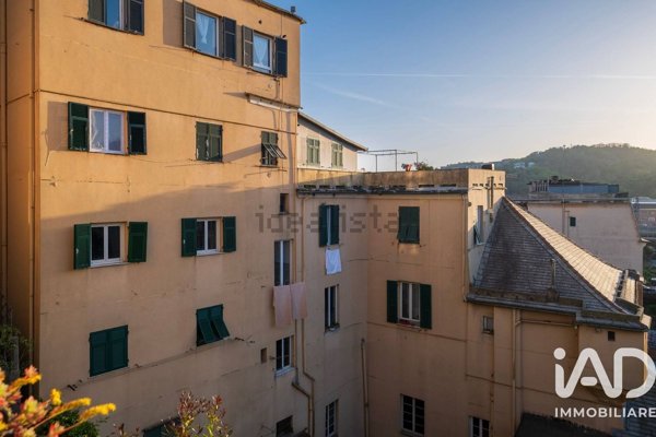 appartamento in vendita a Genova in zona Certosa