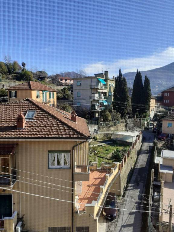 appartamento in vendita a Genova in zona Struppa