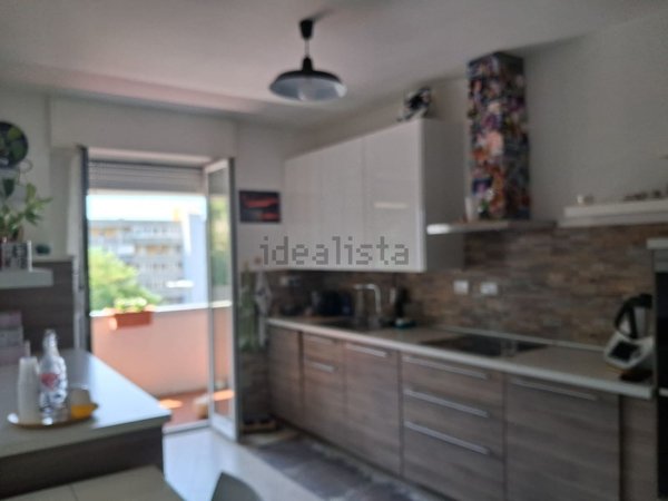 appartamento in vendita a Genova in zona Rivarolo