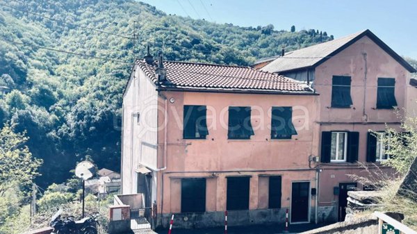 appartamento in vendita a Genova in zona San Desiderio
