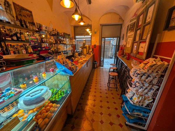 negozio in vendita a Genova