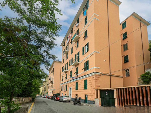 appartamento in vendita a Genova in zona Lagaccio / Granarolo