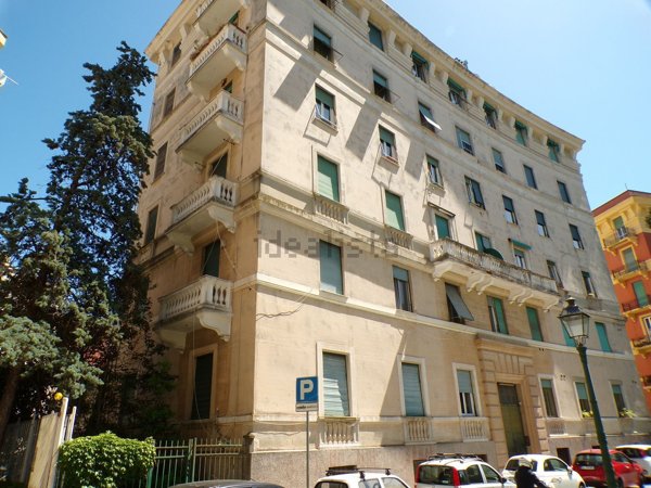appartamento in vendita a Genova in zona Pegli