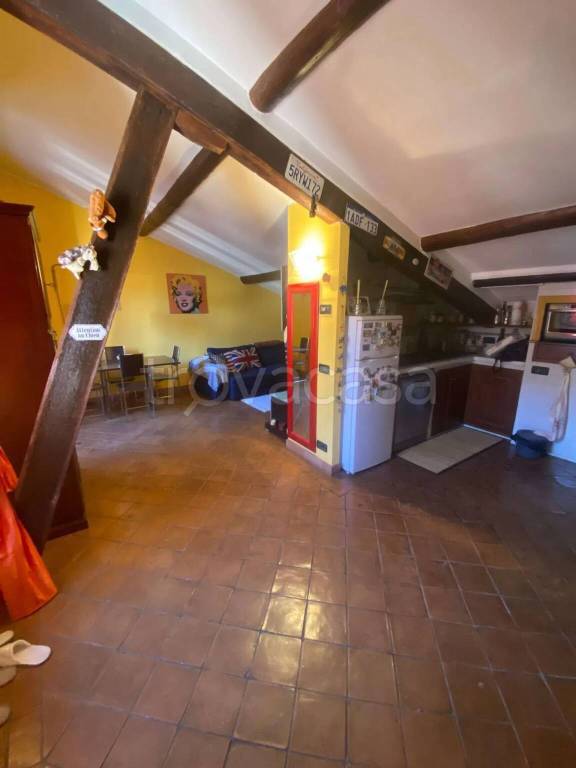 appartamento in vendita a Genova in zona Sestri Ponente