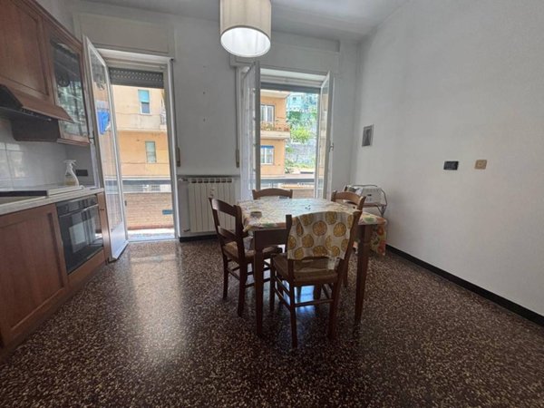 appartamento in vendita a Genova in zona Certosa