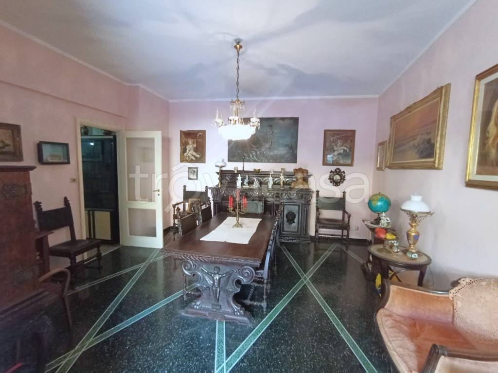 appartamento in vendita a Genova in zona Castelletto