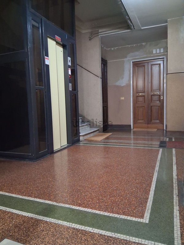 appartamento in vendita a Genova in zona Staglieno
