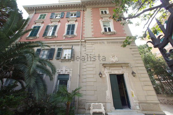appartamento in vendita a Genova in zona Albaro