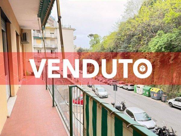 appartamento in vendita a Genova in zona Pegli