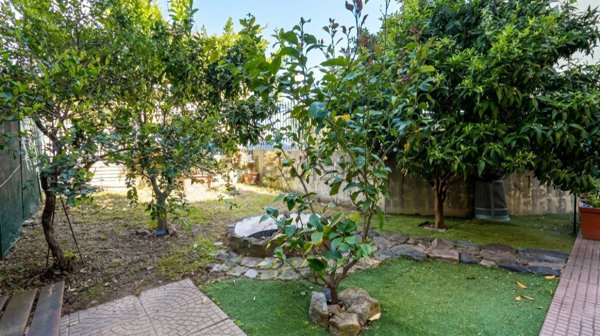 appartamento in vendita a Genova in zona San Quirico