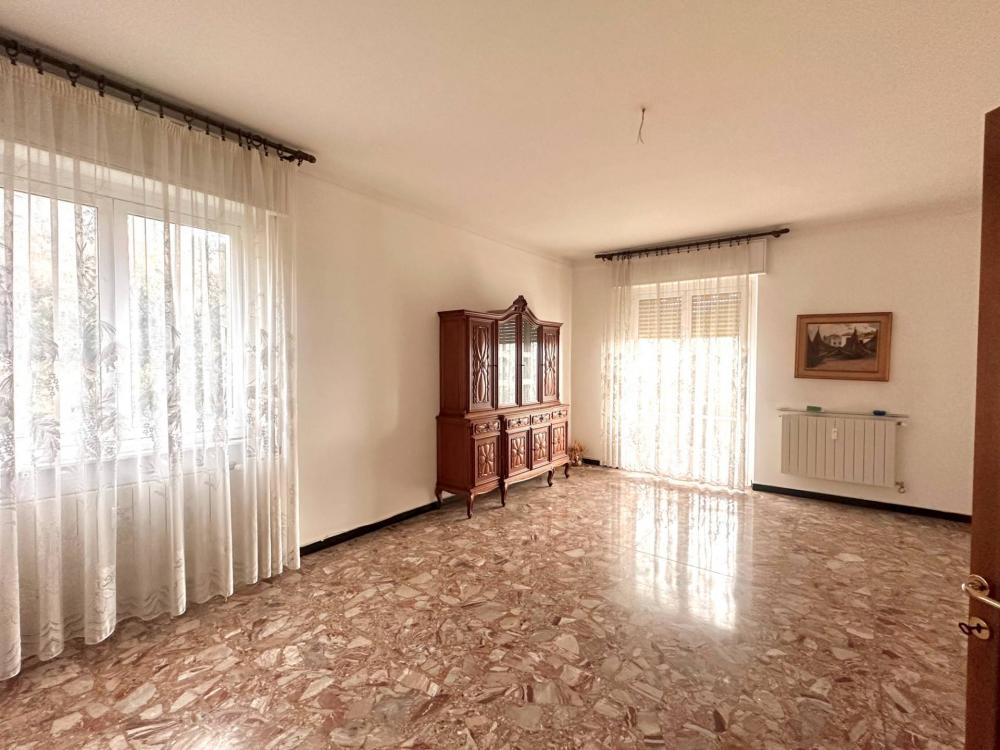 appartamento in vendita a Genova in zona Lagaccio / Granarolo