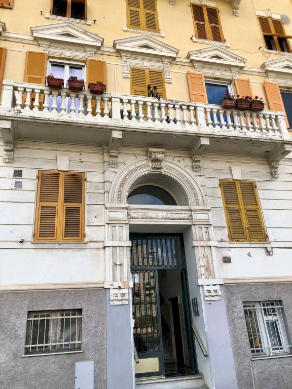 appartamento in vendita a Genova in zona Castelletto