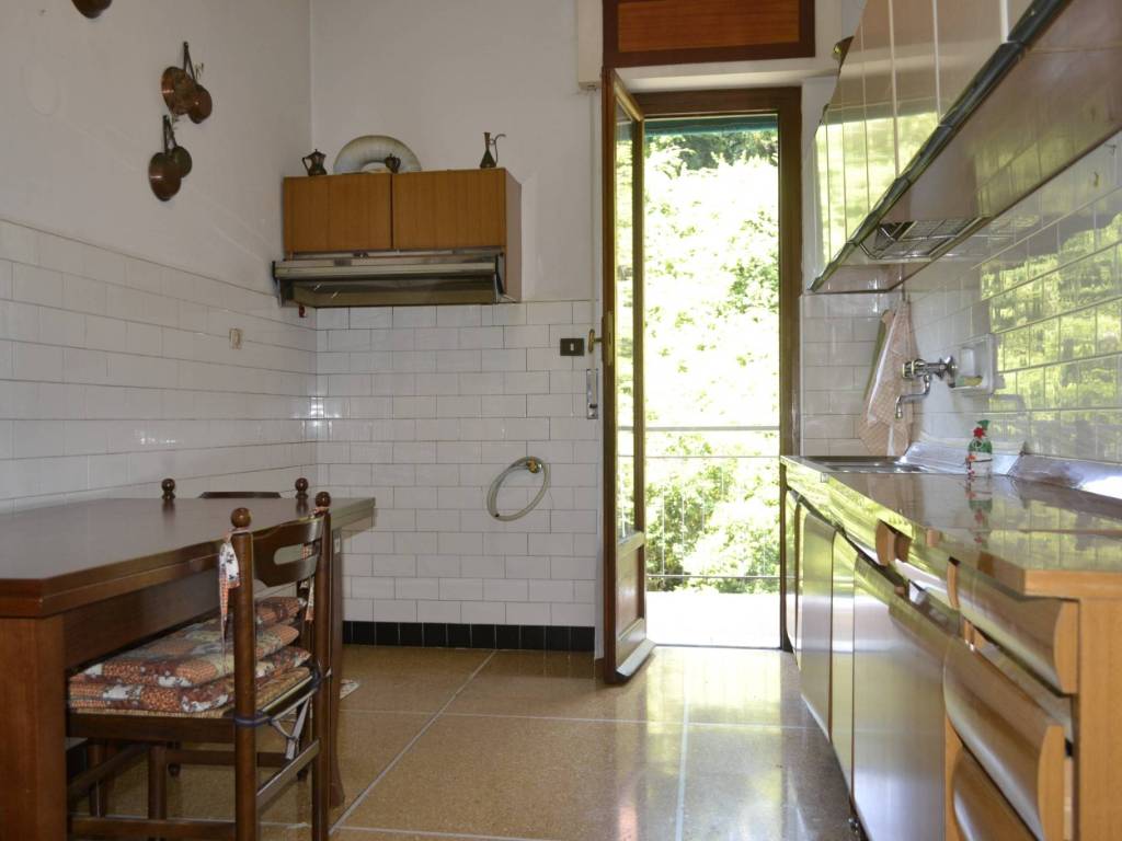 appartamento in vendita a Genova in zona Marassi