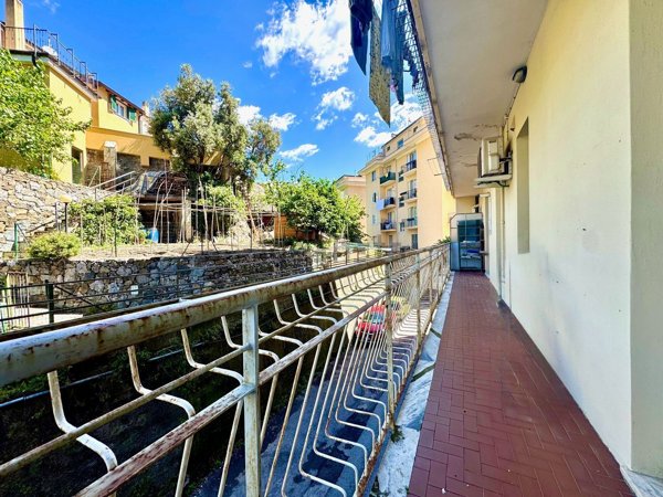 appartamento in vendita a Genova in zona Palmaro / Pra'