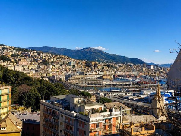 appartamento in vendita a Genova in zona DiNegro