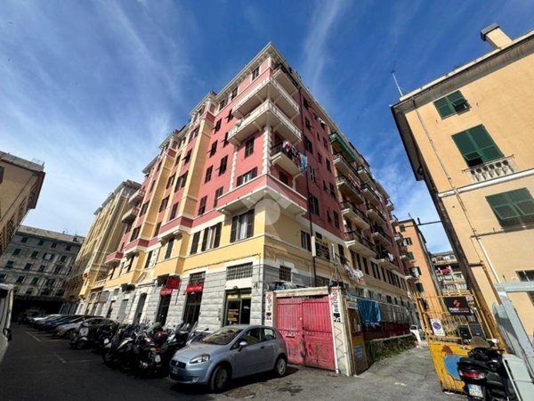 appartamento in vendita a Genova in zona Sampierdarena