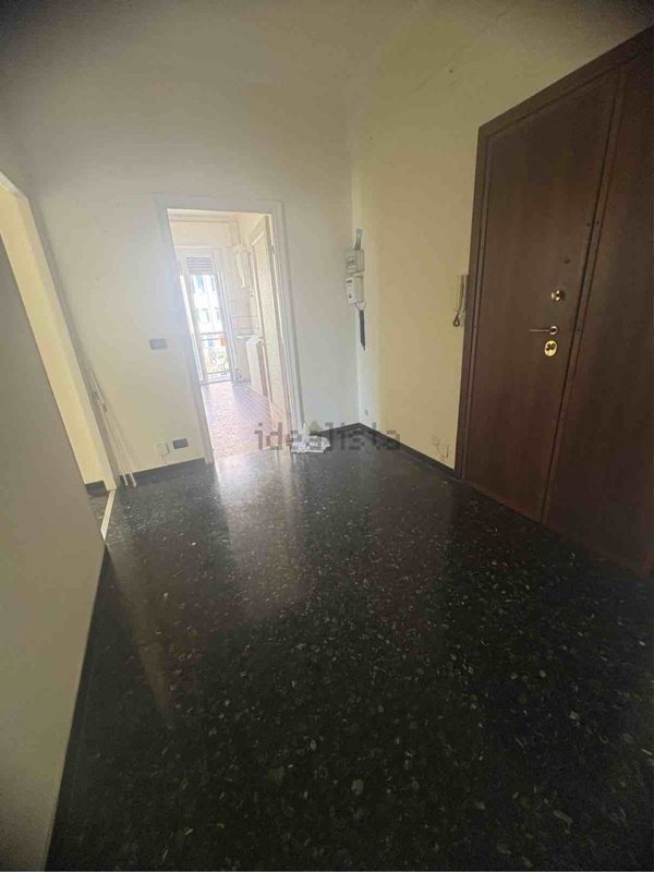 appartamento in vendita a Genova in zona Sturla