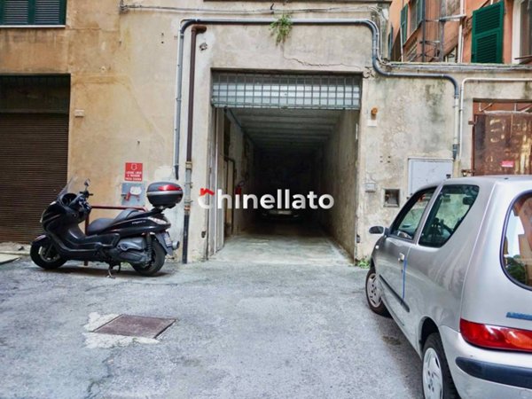 casa indipendente in vendita a Genova in zona Castelletto
