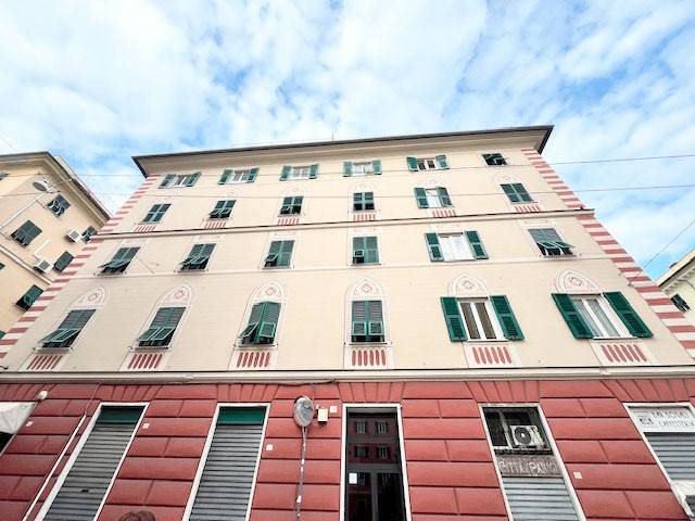 appartamento in vendita a Genova in zona Lagaccio / Granarolo