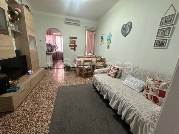 appartamento in vendita a Genova in zona Certosa