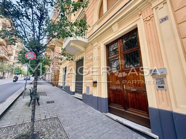 appartamento in vendita a Genova in zona Sestri Ponente
