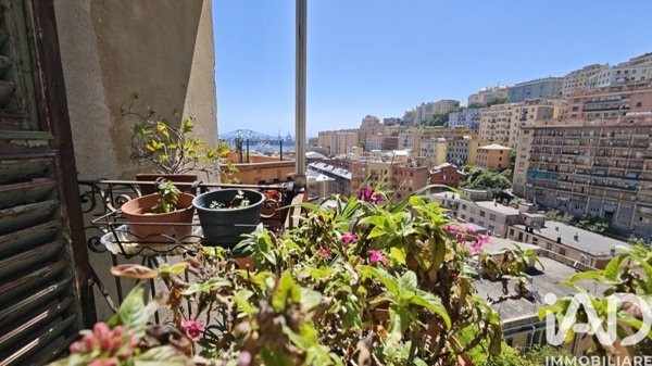 appartamento in vendita a Genova in zona Lagaccio / Granarolo