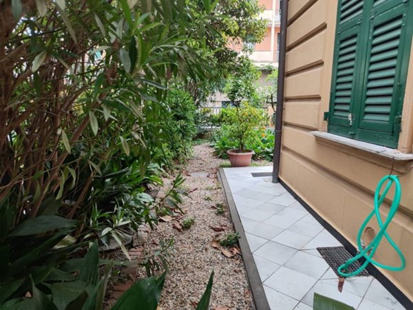 appartamento in vendita a Genova in zona Albaro