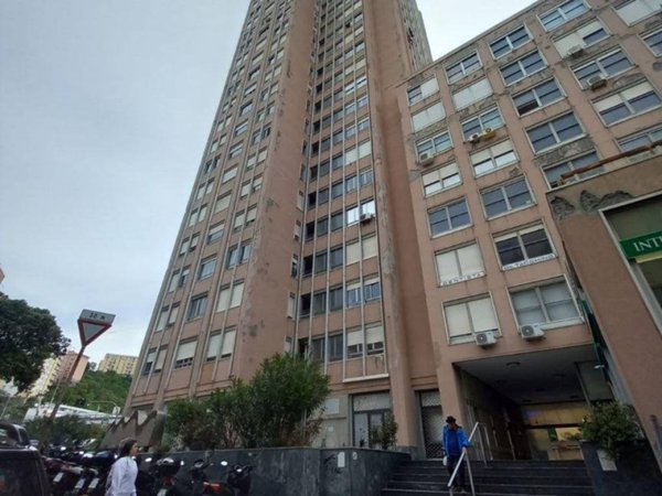 appartamento in vendita a Genova in zona Sampierdarena