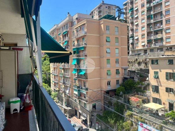 appartamento in vendita a Genova in zona Quezzi