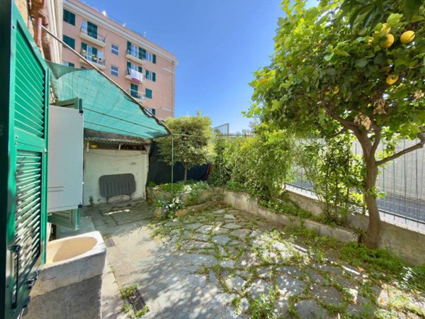 appartamento in vendita a Genova in zona Albaro