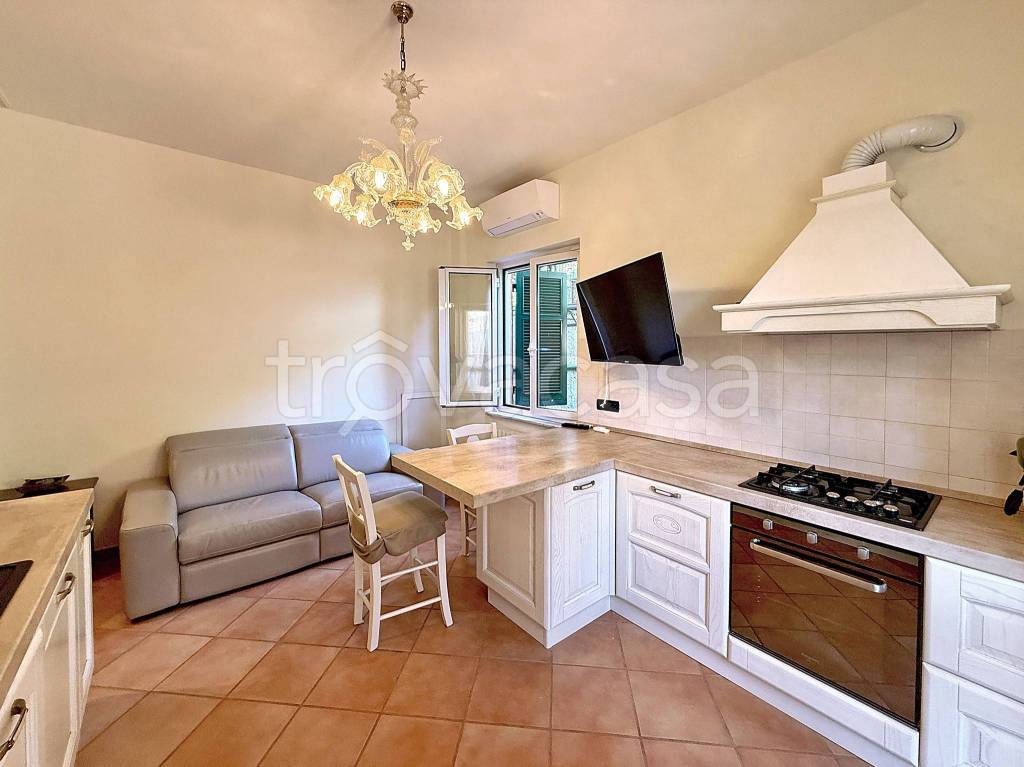 appartamento in vendita a Genova in zona Lagaccio / Granarolo