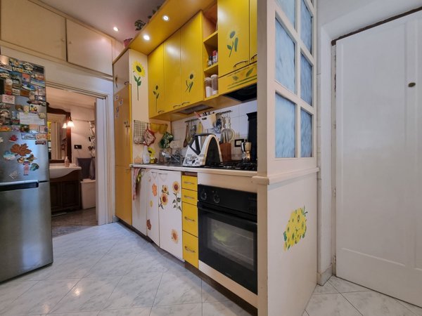 appartamento in vendita a Genova in zona Marassi