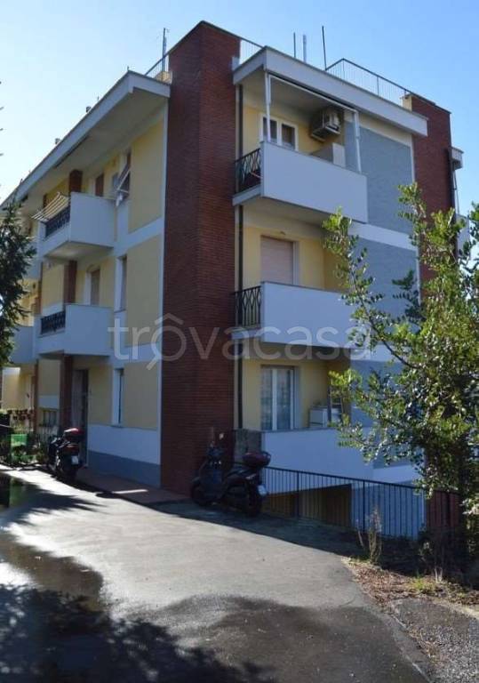 appartamento in vendita a Genova in zona Molassana