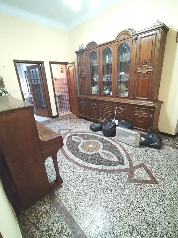 appartamento in vendita a Genova in zona Marassi