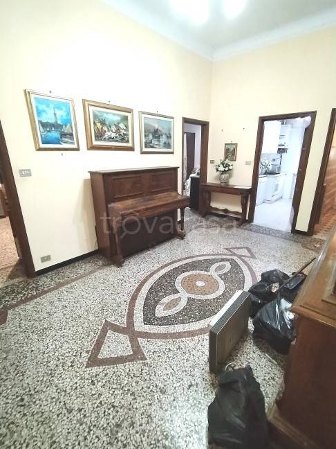 appartamento in vendita a Genova in zona Marassi