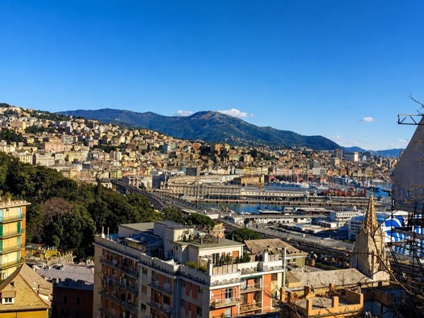 appartamento in vendita a Genova in zona DiNegro